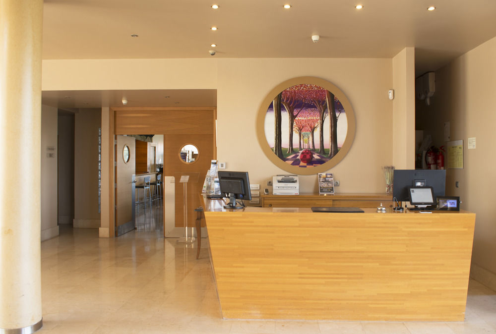Abba Comillas Apartments ภายนอก รูปภาพ
